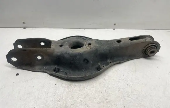 BMW 1 F20 F21 Rear upper control arm/wishbone 6792541