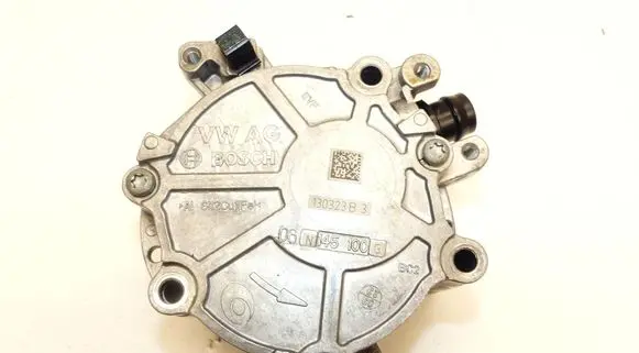 Skoda Kodiaq Vacuum pump 06N145100G