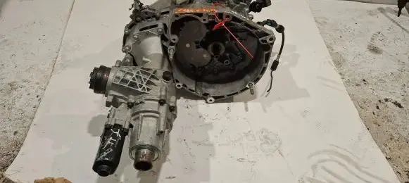 Fiat 500X Manual 6 speed gearbox C63563532