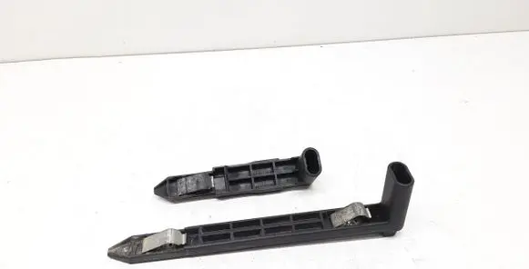 Volvo XC60 Headlight/headlamp mounting bracket 30783155 30763154 89075547