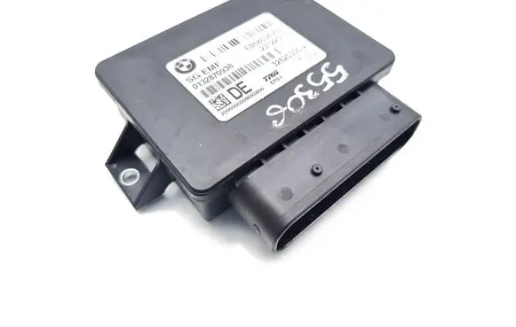 BMW 5 F10 F11 Hand brake control module 686380001 0132870938 23122010