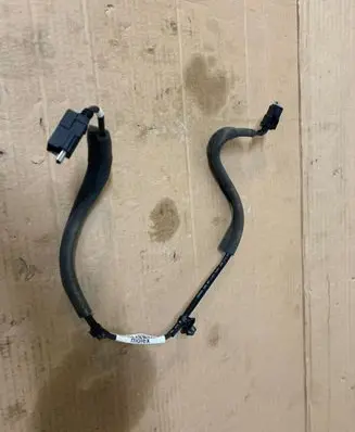Nissan Juke II F16 USB socket connector 