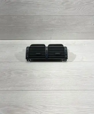BMW 3 E46 Dash center air vent grill 8370742 8361895