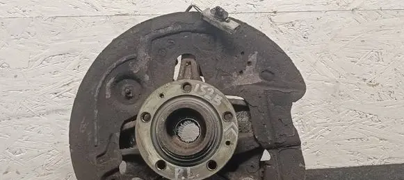 Citroen Berlingo Front wheel hub
