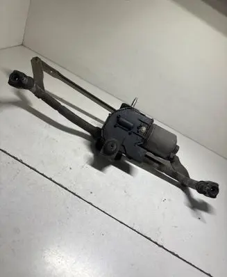 Volkswagen Touran I Front wiper linkage and motor 2K1955119C 0390241977 HW021SW0501