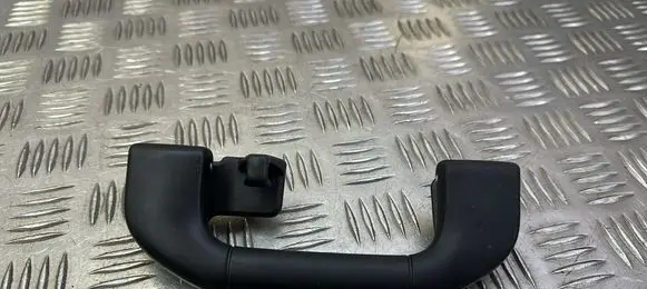 Mercedes-Benz E W212 Rear interior roof grab handle A2048100151