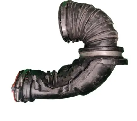 Mercedes-Benz GLC C253 Air intake hose/pipe A6510903542