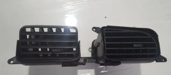 Subaru Legacy Dash center air vent grill