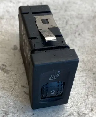 Volkswagen PASSAT B5.5 Seat heating switch 3b0963563c