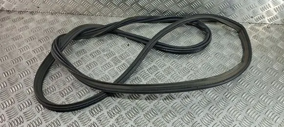 Toyota C-HR I Trunk rubber seal (body)