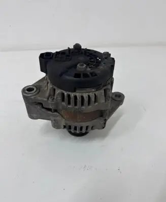 Opel Insignia A Generator/alternator 13579668 14V100A 11M23