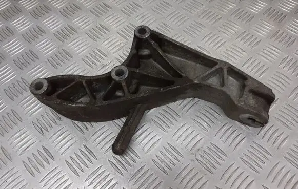 Opel Zafira B Gearbox mounting bracket 24459820