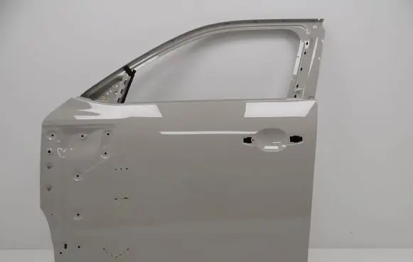 Dacia Duster III Front door 801537971R