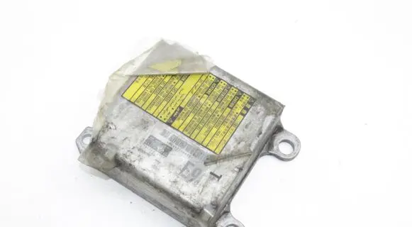 Toyota Prius (XW20) Airbag control unit/module 1523006952