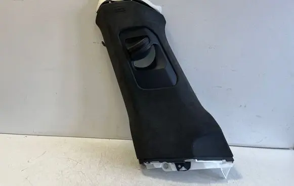 Porsche Taycan 9J1 (B) pillar trim (top) 9J0867243