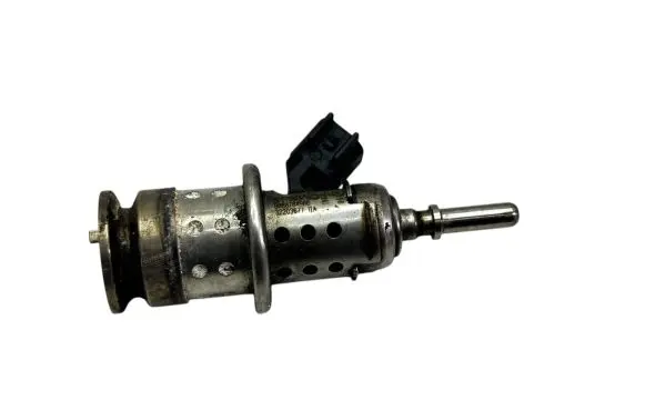 Volvo V40 AdBlue injector 32203677 8888784986