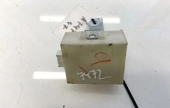 Toyota Avensis T250 Door control unit/module 8974105070 89741-05070