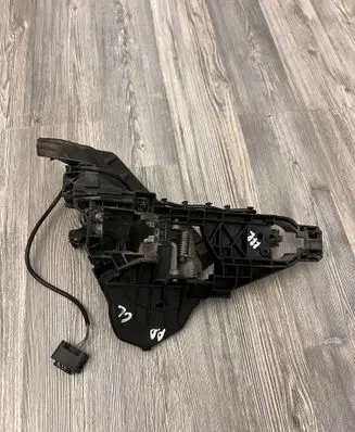 Mercedes-Benz GL X164 Front door exterior handle/bracket 