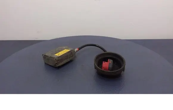 Audi A6 Allroad C5 Voltage converter/converter module 5DV007760-01