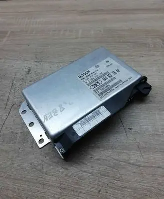 Audi A6 S6 C6 4F Air suspension control unit module (rear) 4A0927156AP 0260002425