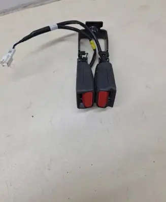 Mercedes-Benz X-class W470 Rear seatbelt buckle 888435XA0A 15022019