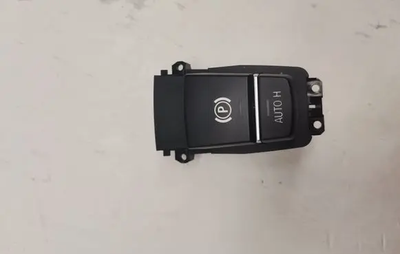 BMW X5 F15 Hand parking brake switch 6822520