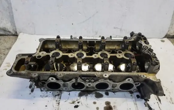 KIA Sportage Engine head 