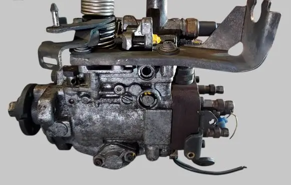 Volkswagen Caddy Fuel injection high pressure pump 0460484127 028130108K 028130115P
