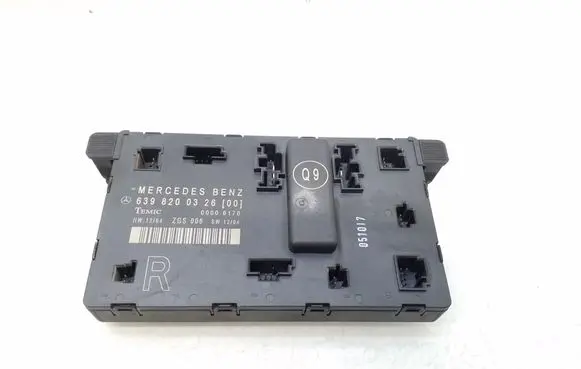 Mercedes-Benz Vito Viano W639 Door control unit/module 6398200326