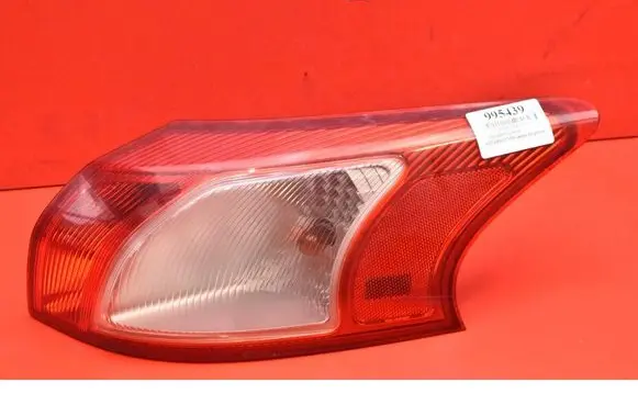Mitsubishi Lancer VIII Rear/tail lights 220-87977