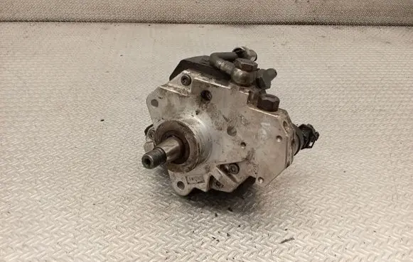 Jeep Cherokee Fuel injection high pressure pump 0445010034