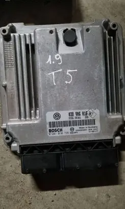 Volkswagen Transporter - Caravelle T5 Engine control unit/module 038906016A 0281010735