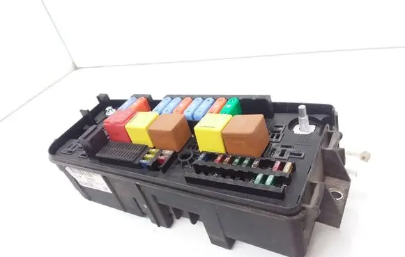 Opel Signum Fuse box set 13144708