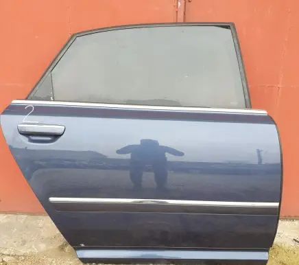 Audi A8 S8 D3 4E Rear door