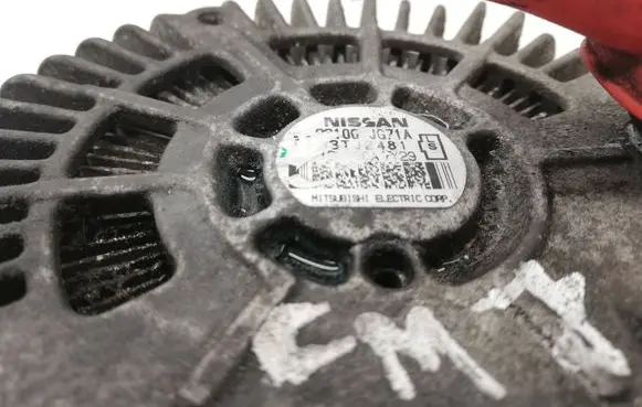 Nissan Qashqai Generator/alternator 23100JG71A