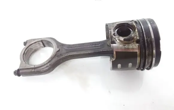 Peugeot 307 Piston with connecting rod