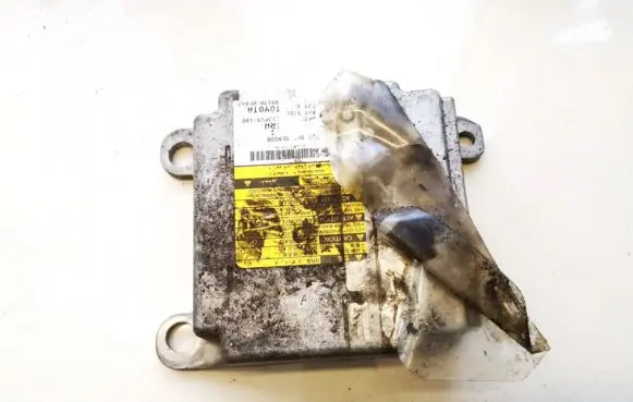 Toyota Corolla E120 E130 Airbag control unit/module 891700F042 213819-108