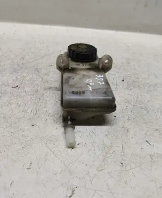Peugeot 307 Brake fluid reservoir 0204224574