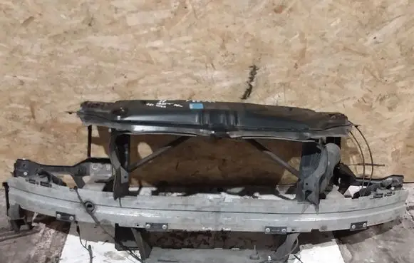 BMW 5 E60 E61 Radiator support slam panel 7148586