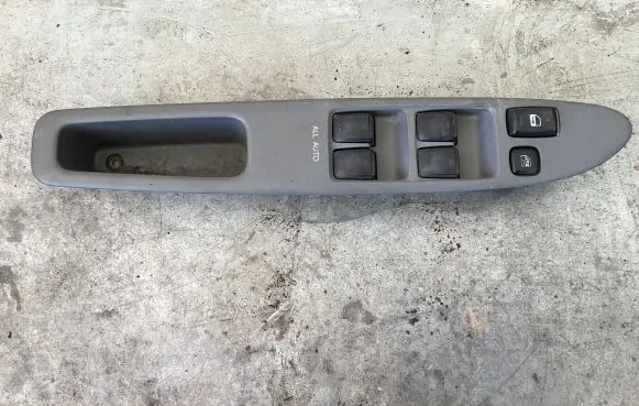Toyota Avensis Verso Electric window control switch 7423244130 84040 514775
