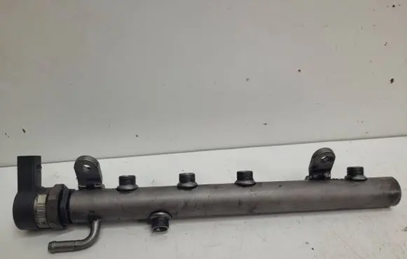 Mercedes-Benz Vito Viano W639 Fuel main line pipe A6420702495 0924610394