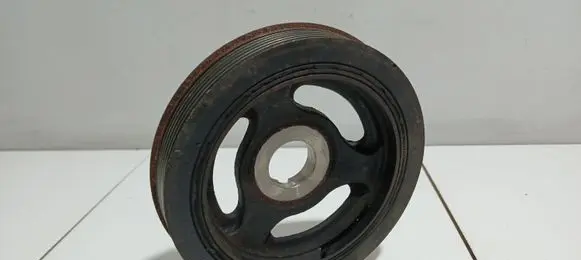 Citroen C4 II Crankshaft pulley 9654961080