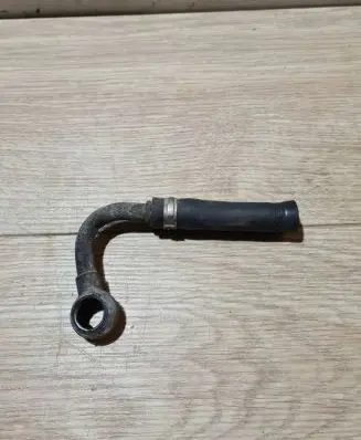 Coolant pipe/hose