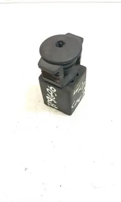 Radiator mount bracket