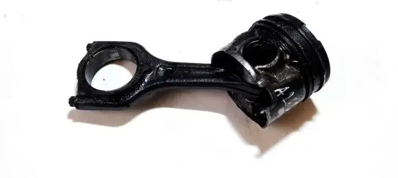 Ford Fiesta Piston with connecting rod