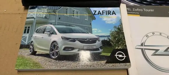 Opel Zafira C Owners service history hand book 
