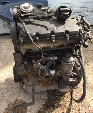 Volkswagen PASSAT B6 Engine