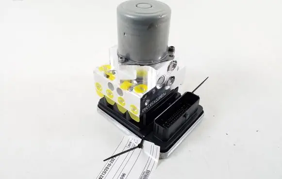 Mercedes-Benz E W213 ABS Pump A2134314501