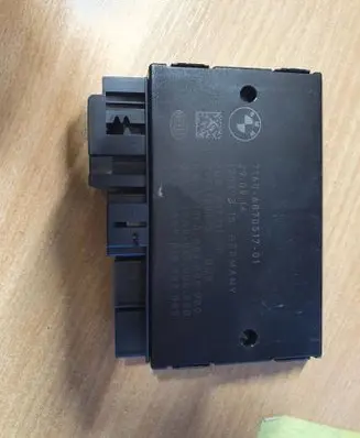BMW X5 F15 Tow bar trailer control unit/module 6870517