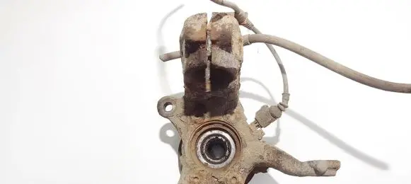 Volkswagen Touran I Front wheel hub